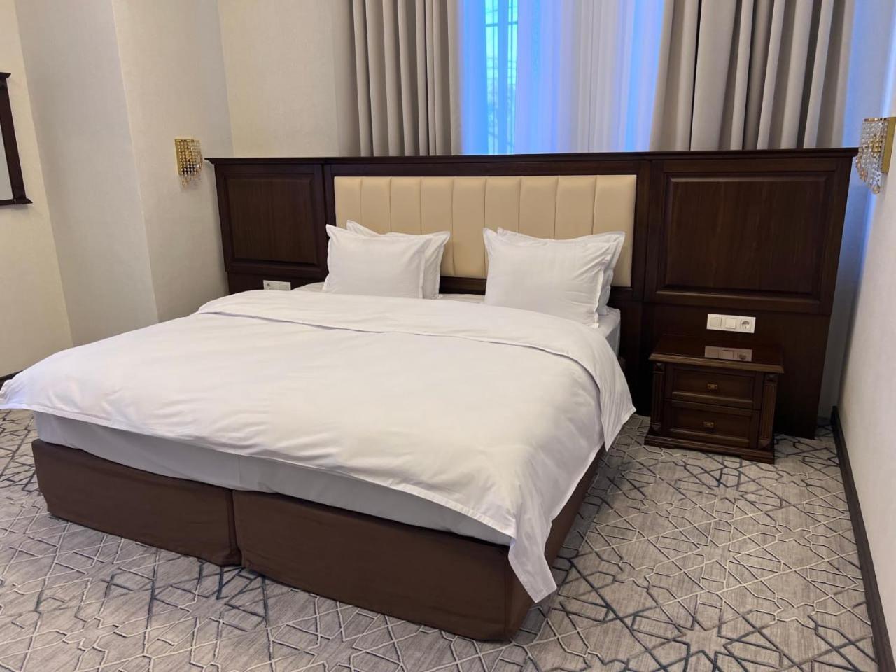 Grand Plaza Hotel Samarkand Exterior photo