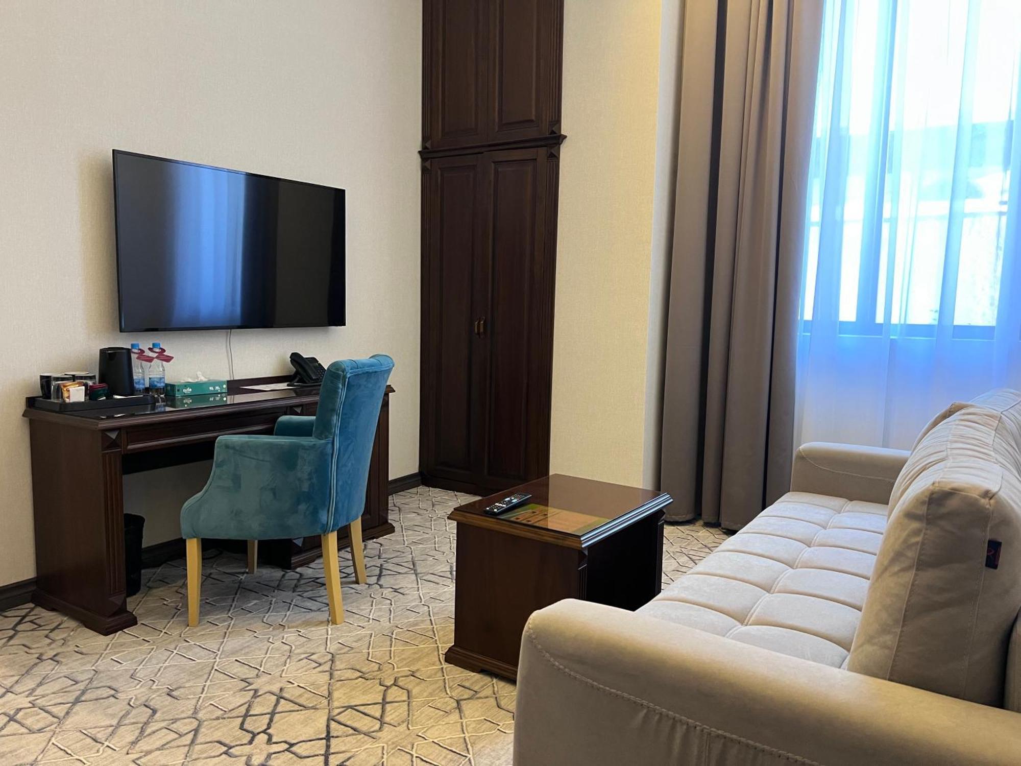 Grand Plaza Hotel Samarkand Exterior photo