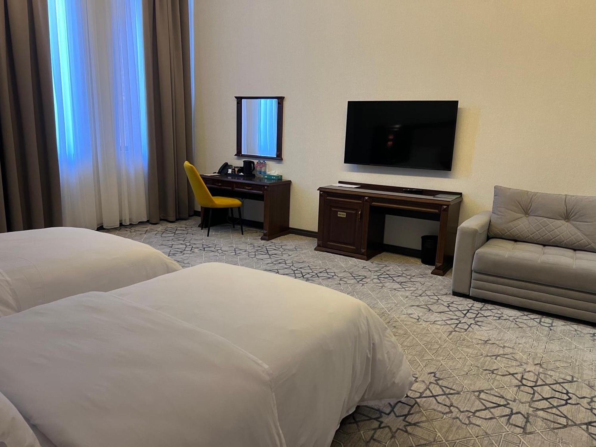 Grand Plaza Hotel Samarkand Exterior photo